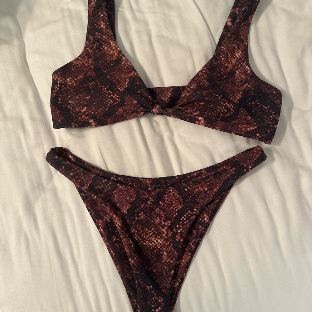 Skatie Boa Bikini set